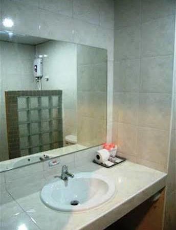 Отель Kata Place Экстерьер фото